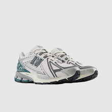 Load image into Gallery viewer, NEW BALANCE 1906R M1906RET Silver Metallic Unisex (LF)