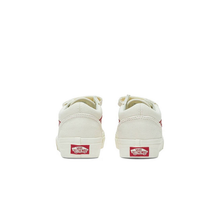 Load image into Gallery viewer, VANS - Old Skool V - Marshmallow/Racing Red - Kids