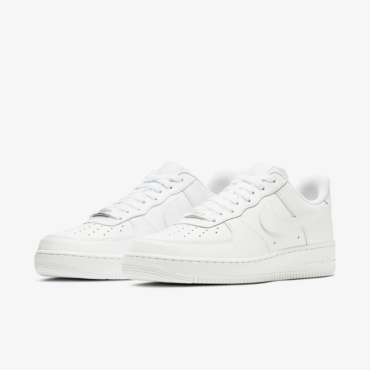 White low top sale air force ones mens