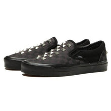 Load image into Gallery viewer, VANS Classic Slip On 98 Dx Stud Check Black / Black Unisex (LF)