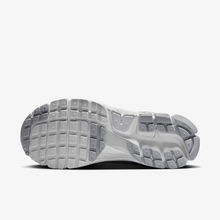 Load image into Gallery viewer, NIKE - W Zoom Vomero 5 - Pure Platinum - Women&#39;s [HQ0458 001]