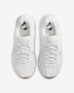 NIKE - W Zoom Vomero 5 - White Gum - Women's [FJ2028 104]