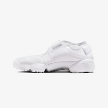 Load image into Gallery viewer, NIKE - Wmns Air Rift  - White - Women's [HM5737 100]