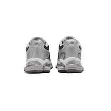 Load image into Gallery viewer, NEW BALANCE - 2000 - Silver Metallic/Faded Black - Men's [U20003OZ]