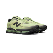 Load image into Gallery viewer, NEW BALANCE - 2000 - Limelight/Faded Black - Unisex [U2000858]