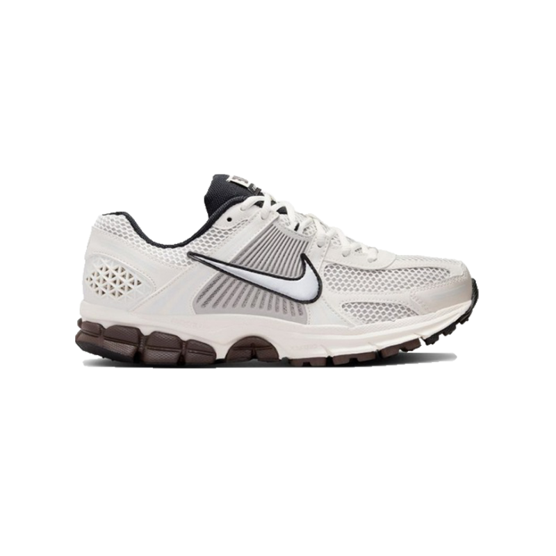 Leftfoot - NIKE - W Zoom Vomero 5 - Phantom/Mtlc Platinum Leftfoot - NIKE - W Zoom Vomero 5 - Phantom/Mtlc Platinum