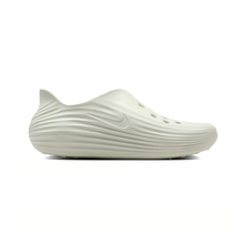 Load image into Gallery viewer, NIKE - ReactX Rejuven8 - Spruce Aura/Light Silver - Men's [HV5060 005]