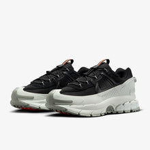 Load image into Gallery viewer, NIKE Zoom Vomero Roam FV2295 001 Unisex (LF)