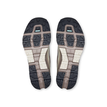 Load image into Gallery viewer, ON RUNNING - W CloudVista 2 Waterproof - Fog/Cinder - Women's