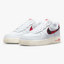 Load image into Gallery viewer, NIKE Air Force 1 LV8 DV0789 100 (LF)