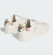 Load image into Gallery viewer, adidas Stan Smith Pride RM ID7494 Unisex (LF)