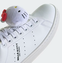 Load image into Gallery viewer, adidas Stan Smith X Hello Kitty HP9656 Womens (LF)