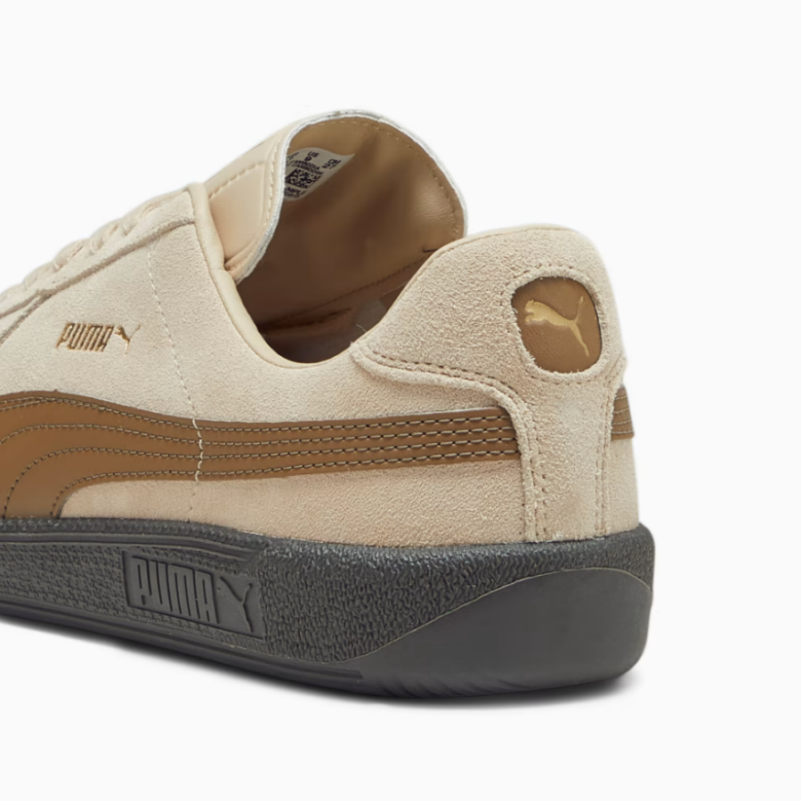 Puma khaki sale sneakers