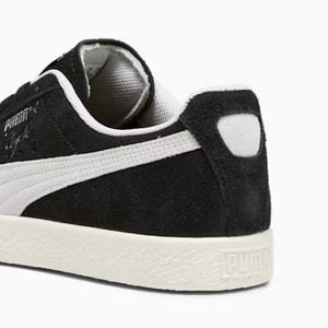 PUMA Clyde Hairy Suede 393115 02 Black Frosted Ivory Unisex (LF)