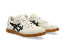 Load image into Gallery viewer, ASICS SKYHAND OG Oatmeal Black 1203A452 250 Men (LF)