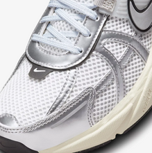 Load image into Gallery viewer, NIKE Women V2K Run FD0736 100  Summit White Metallic Silver Women (LF)