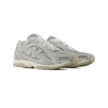 Load image into Gallery viewer, NEW BALANCE - 204L - Lone Star Grey/Sea Salt - Unisex [U204L5AV]