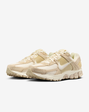 Load image into Gallery viewer, NIKE - W Zoom Vomero 5 - Beach/Light Khaki - Women&#39;s [HQ0458 200]