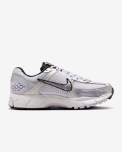 Load image into Gallery viewer, NIKE - W Zoom Vomero 5 - Barely Grape/Silver - Women&#39;s [IB7253 500]