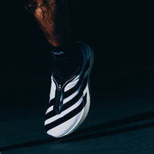 Load image into Gallery viewer, adidas - Adizero Evo SL Zip - White/Black/Silver - Unisex [KH9623]