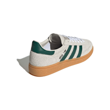 Load image into Gallery viewer, adidas - Handball Spezial - Alumina/Collegiate Green - Women&#39;s [JS0242]