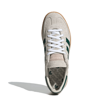 Load image into Gallery viewer, adidas - Handball Spezial - Alumina/Collegiate Green - Women&#39;s [JS0242]