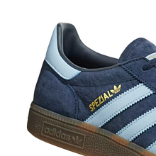 Load image into Gallery viewer, adidas - Handball Spezial - Collegiate Navy/Sky/Gum - Unisex [BD7633]