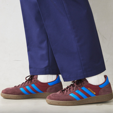 Load image into Gallery viewer, adidas - Handball Spezial - Night Red/Blue - Unisex [IF9530]