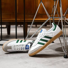 Load image into Gallery viewer, adidas - Samba OG - Cloud White/Collegiate Green - Unisex [IE3437]