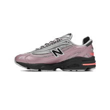Load image into Gallery viewer, NEW BALANCE - 1000 - Pink Taffy/Silver Metallic - Unisex [M1000U]