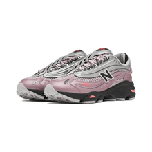 Load image into Gallery viewer, NEW BALANCE - 1000 - Pink Taffy/Silver Metallic - Unisex [M1000U]