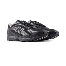 Load image into Gallery viewer, NEW BALANCE - 204L - Black/Timberwolf - Unisex [U204LMRA]