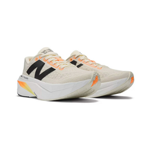 Load image into Gallery viewer, NEW BALANCE - FuelCell SuperComp Trainer V3 - Angora - Men's [MRCXCA4]