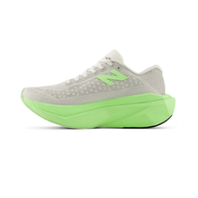 Load image into Gallery viewer, NEW BALANCE - FuelCell SuperComp Trainer V3 - Mint Flash/Grey Matter - Women&#39;s [WRCXCE4]