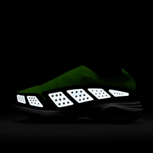 Load image into Gallery viewer, NIKE - W Air Max SNDR - Electric Green - Women&#39;s [FZ2068 700]