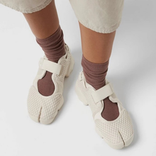 Load image into Gallery viewer, NIKE - Air Rift - Light Orewood Brown - Women&#39;s [HM8288 100]