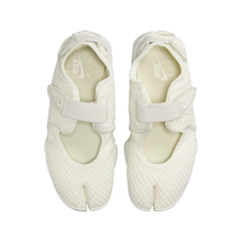 Load image into Gallery viewer, NIKE - Air Rift - Light Orewood Brown - Women&#39;s [HM8288 100]