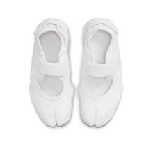 Load image into Gallery viewer, NIKE - Wmns Air Rift  - White - Women's [HM5737 100]