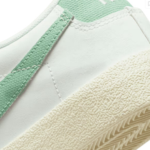 Load image into Gallery viewer, NIKE - Blazer Low 77 Premium - Certified Fresh - Unisex [DO9799 100]