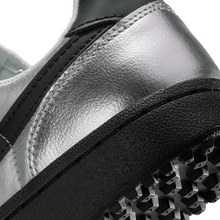 Load image into Gallery viewer, NIKE - W Field General - Metallic Silver/Black - Women&#39;s [HQ7397 001]