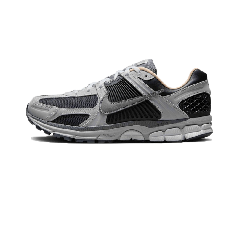 NIKE - Zoom Vomero 5 - Dark Smoke Grey - Men's [HV5982 001]
