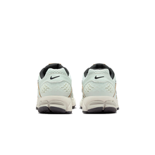Load image into Gallery viewer, NIKE - W Zoom Vomero 5 - Light Silver - Women&#39;s [FN6742 001]