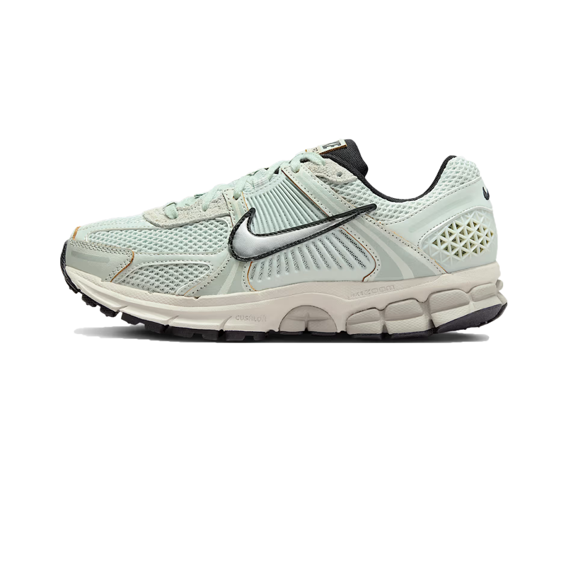 NIKE - W Zoom Vomero 5 - Light Silver - Women's [FN6742 001]