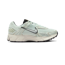 Load image into Gallery viewer, NIKE - W Zoom Vomero 5 - Light Silver - Women&#39;s [FN6742 001]