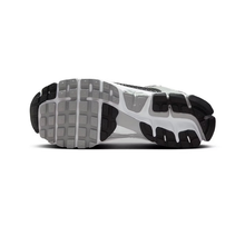 Load image into Gallery viewer, NIKE - Zoom Vomero 5 - Metallic Silver - Unisex [FJ4151 004]