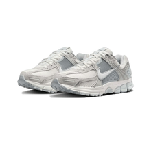 Load image into Gallery viewer, NIKE - W Zoom Vomero 5 - Pure Platinum - Women&#39;s [HQ0458 001]