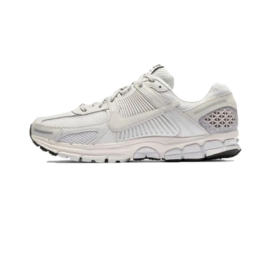 NIKE - Zoom Vomero 5 - Vast Grey/Sail - Unisex [BV1358 001]