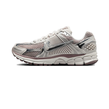 Load image into Gallery viewer, NIKE - W Zoom Vomero 5 - Vast Grey/Violet - Women&#39;s [HV6417 001]
