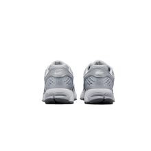 Load image into Gallery viewer, NIKE - Zoom Vomero 5 - Wolf Grey/Metallic Silver - Unisex [FJ4151 003]