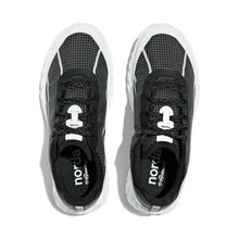 Load image into Gallery viewer, norda - 002 - Summit Black - Women's [002 W Summit Black]